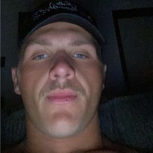 Meet your Posher, Avery